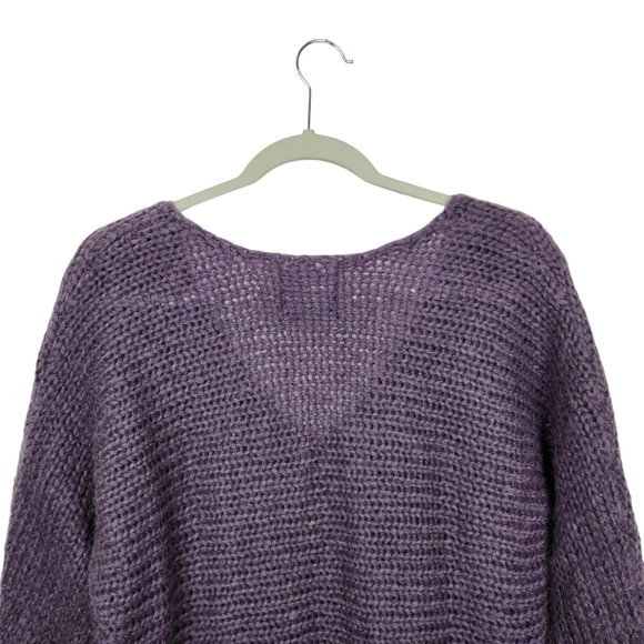 American Eagle Outfitters AEO Purple Wool Blend Mohair V-Neck Sweater Size Small - Picture 6 of 9